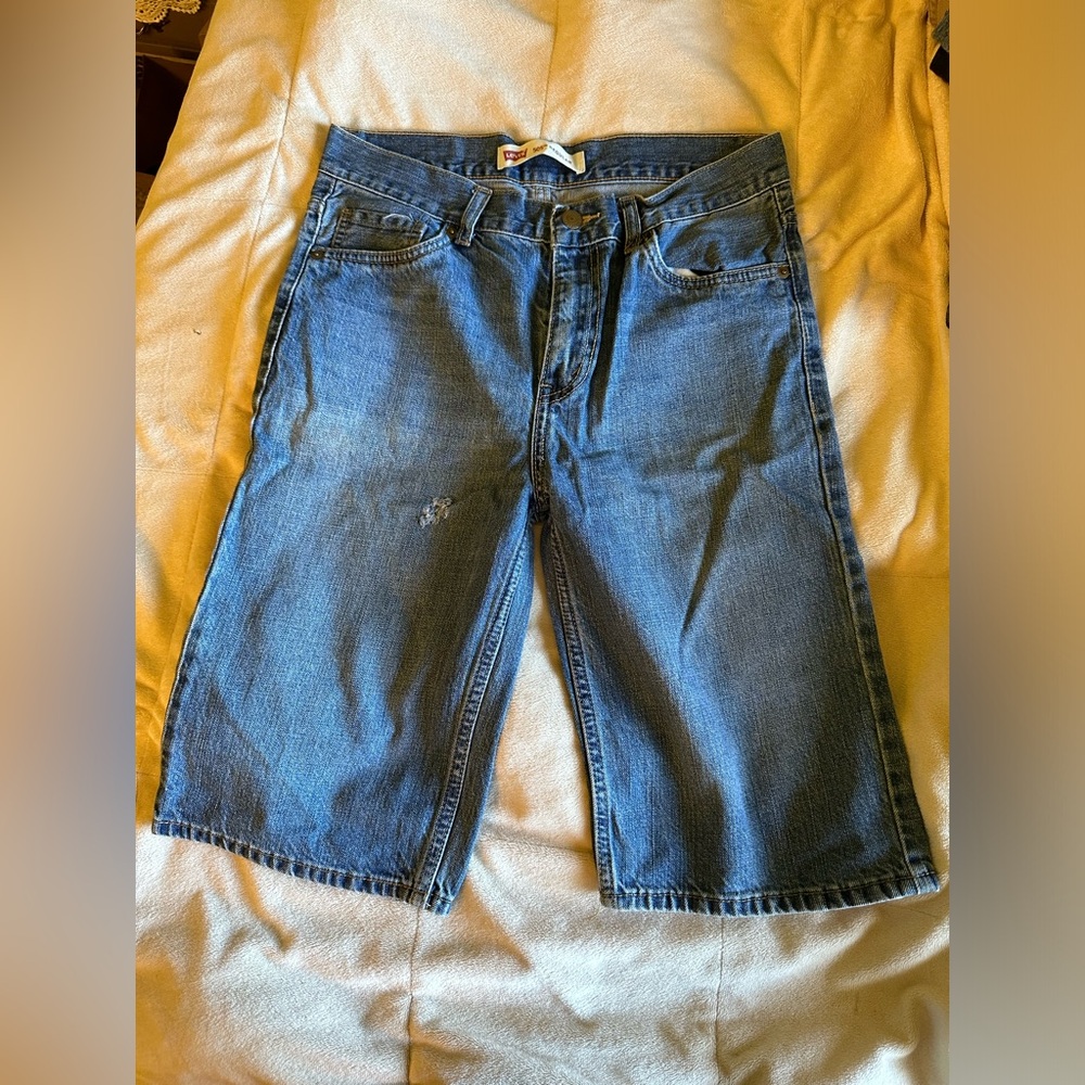 Levi Strauss. Size 29 W 18 Reg. Blue Jean Shorts.